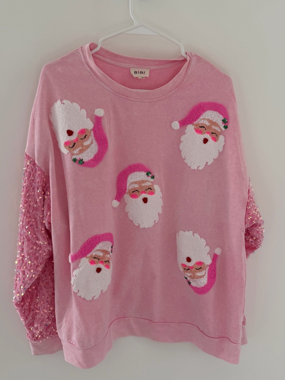 BiBi Women’s Pink Santa Applique Sequin-Sleeve Pullover XL